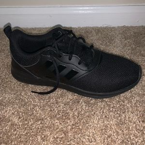 Women’s Adidas Cloud-foam black shoes size 8